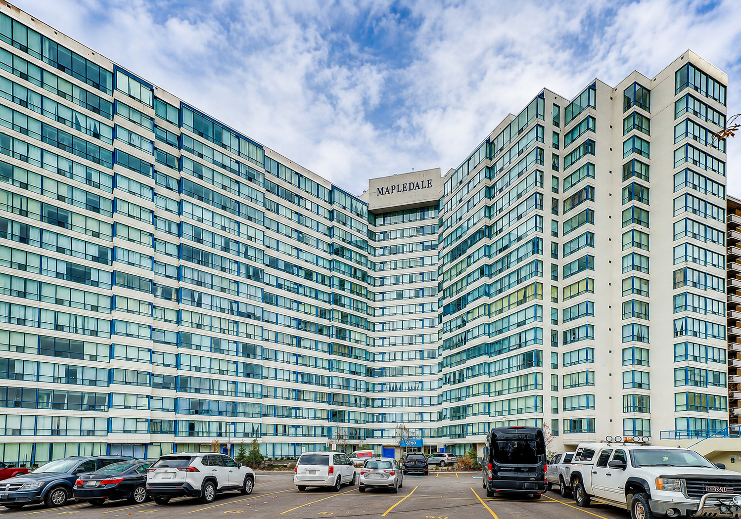 3050 Ellesmere Road Unit 810